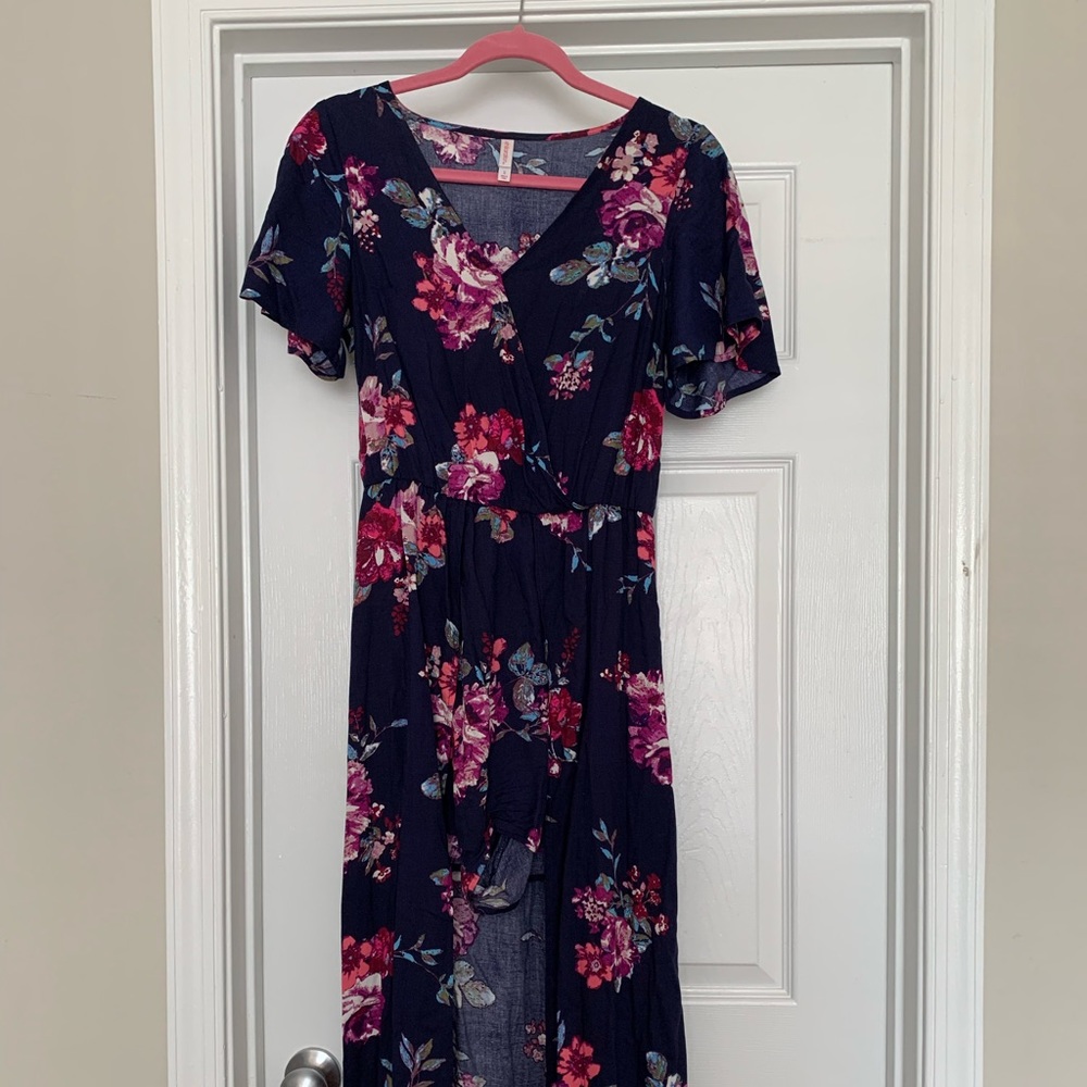 Floral romper with back cape